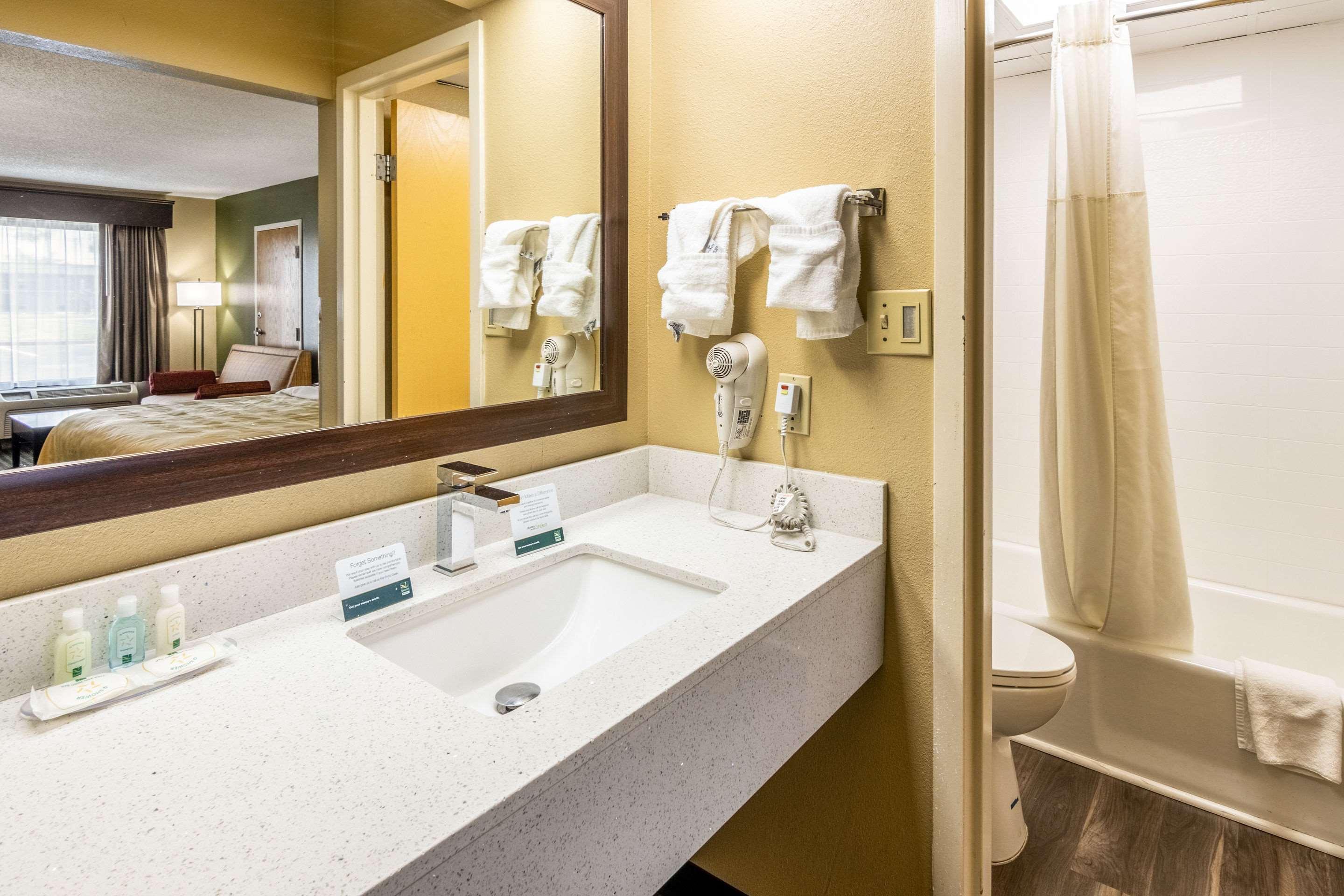 Quality Inn Perry - National Fairgrounds Area Экстерьер фото