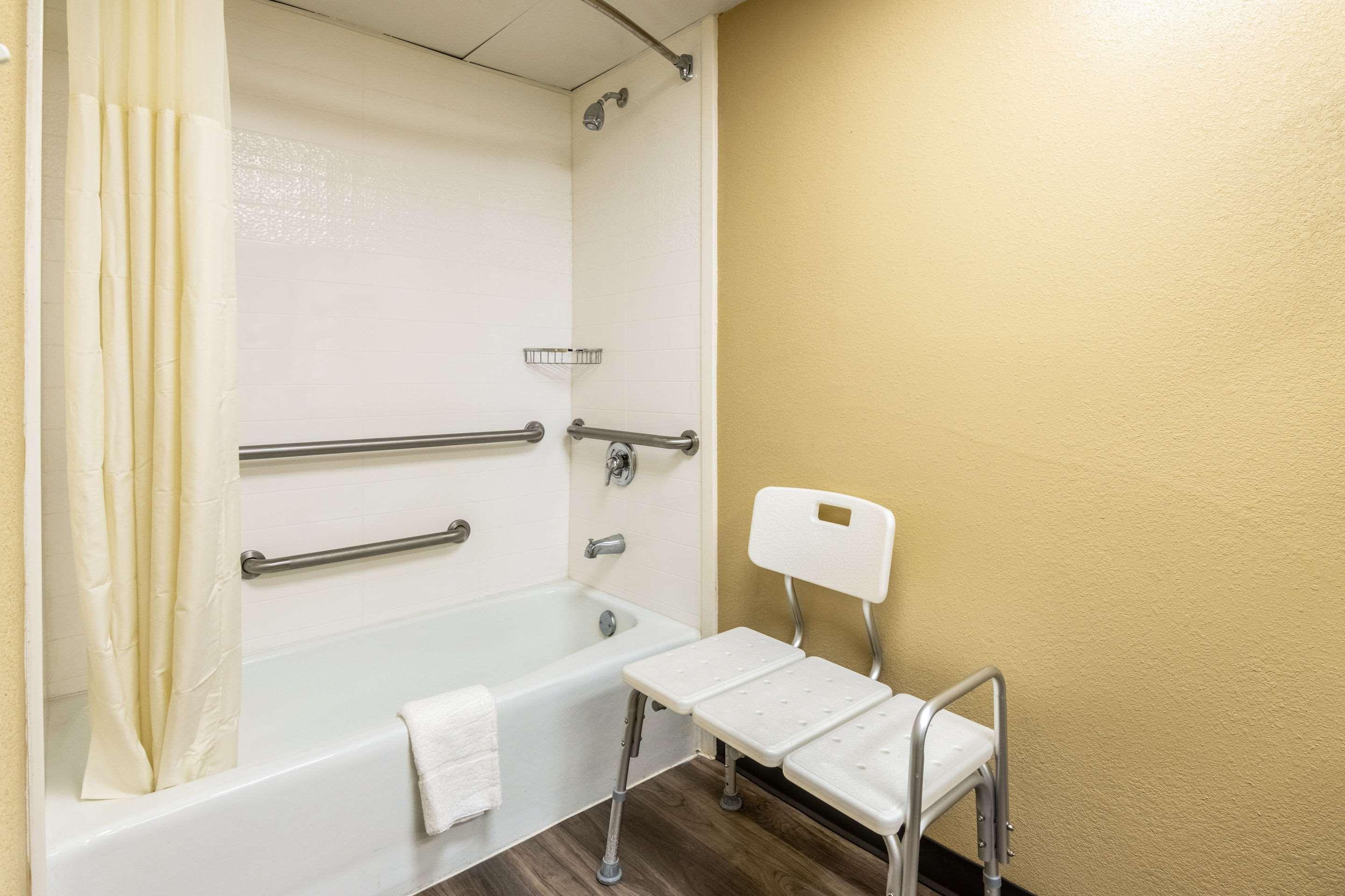 Quality Inn Perry - National Fairgrounds Area Экстерьер фото