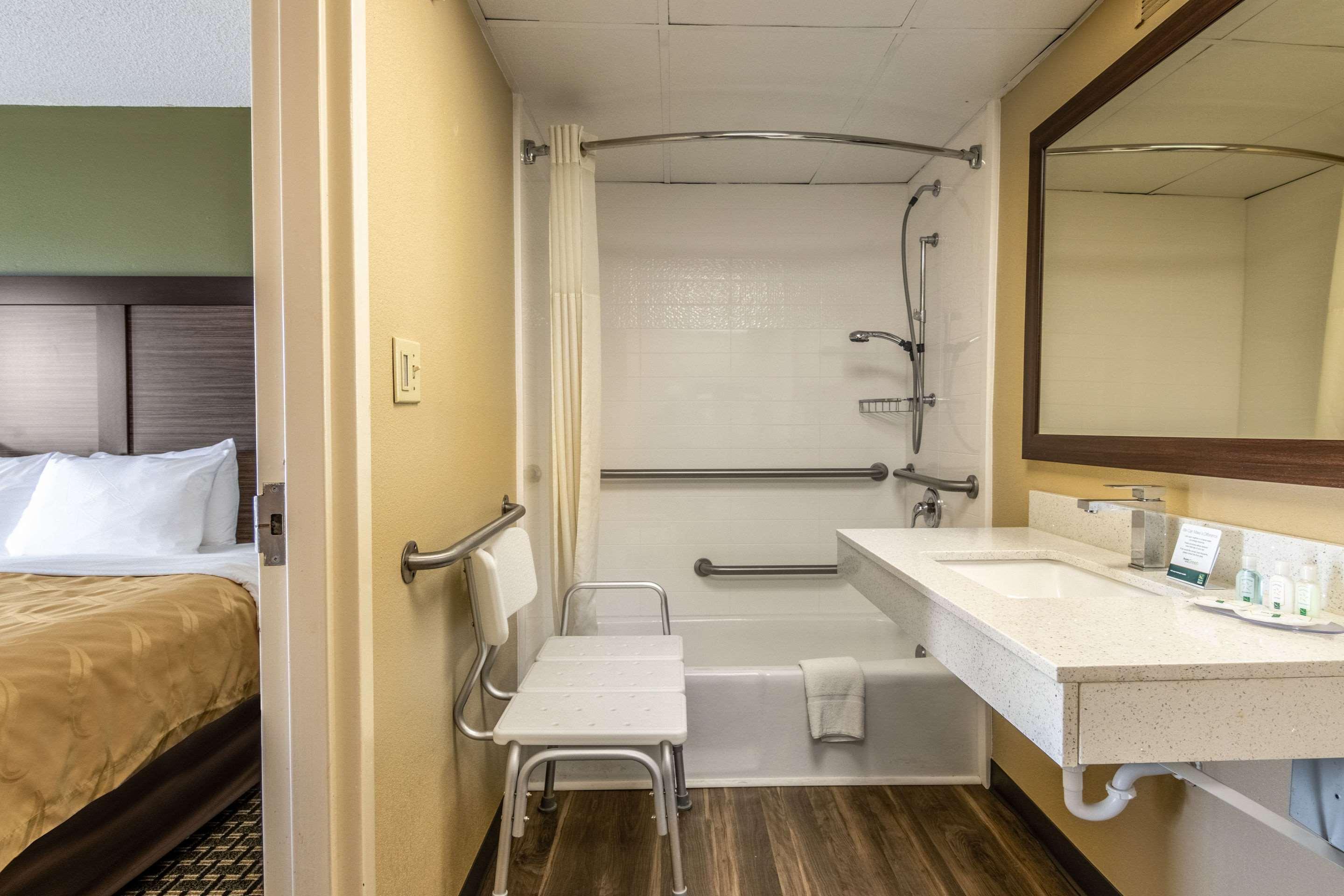 Quality Inn Perry - National Fairgrounds Area Экстерьер фото