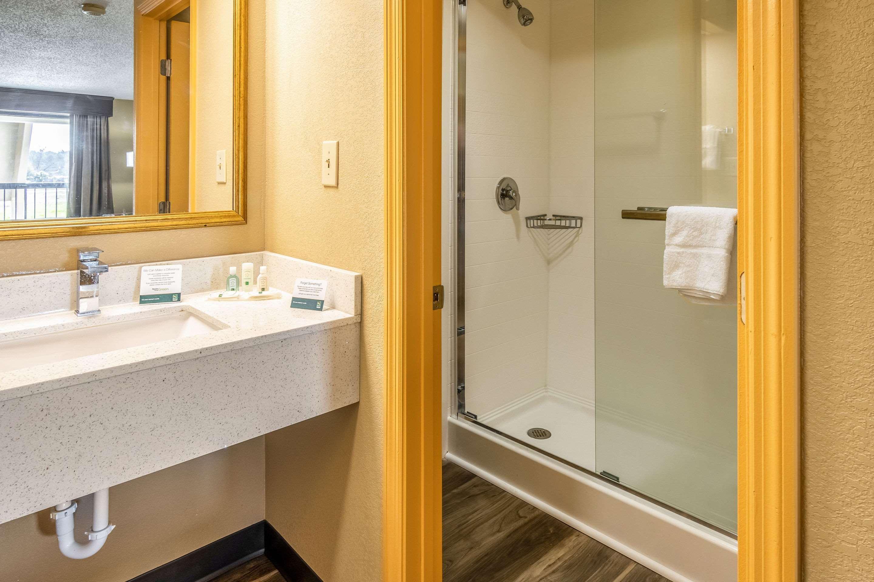 Quality Inn Perry - National Fairgrounds Area Экстерьер фото